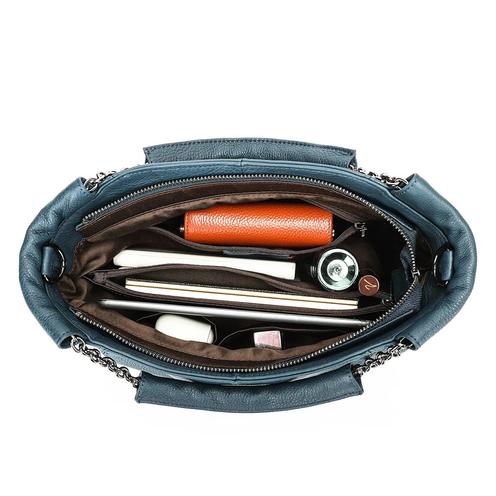 Bolsa de Couro Feminina com Alça em Corrente