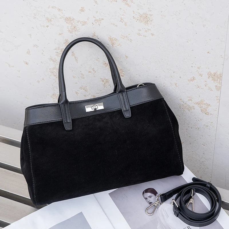 Bolsa Tote de Camurça Clássica