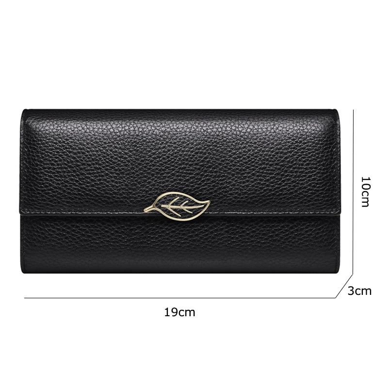 Carteira Elegante de Couro com Detalhe de Folha