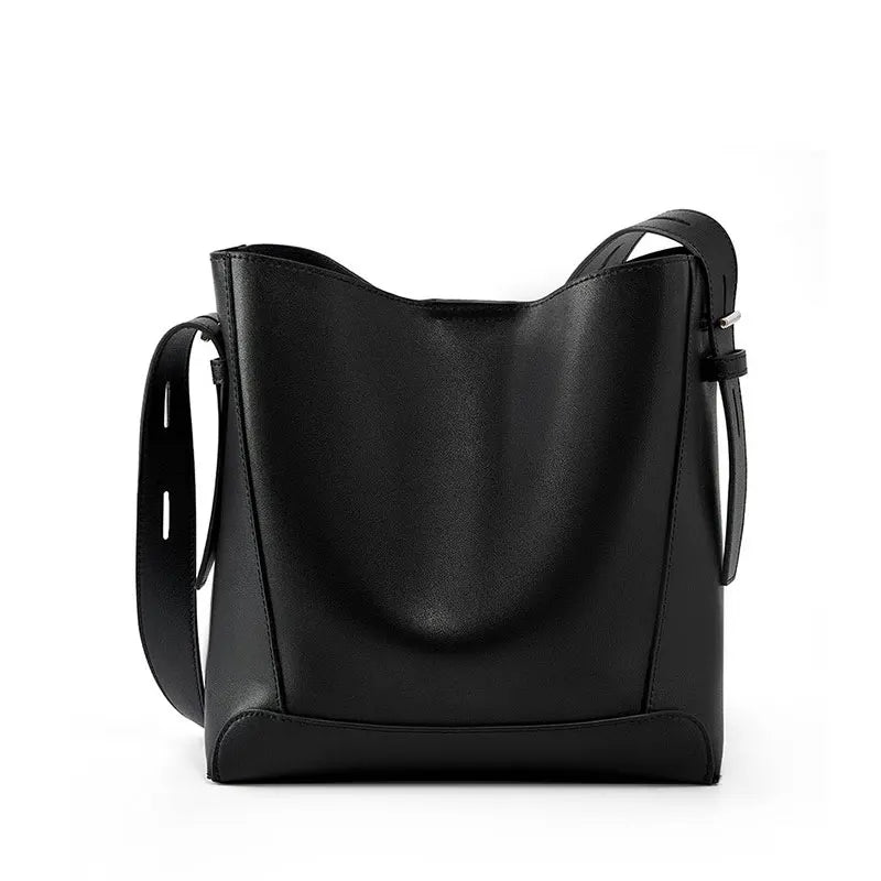 Bolsa Versa de Couro Legítimo-Preto