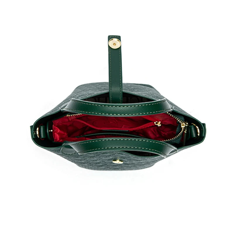 Bolsa Tote Retrô com Fivela Metálica