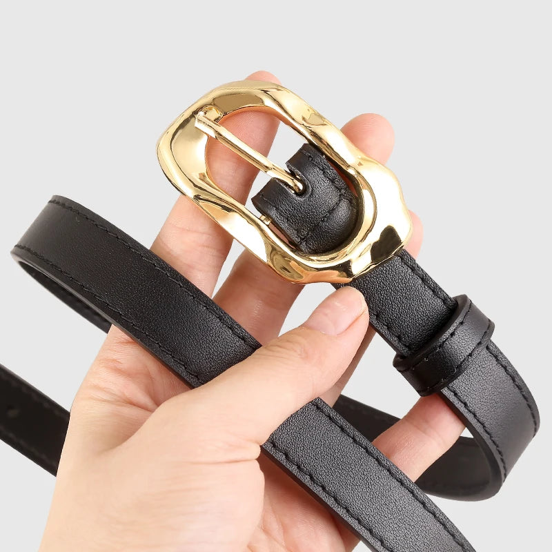 Cinto Feminino de Couro Com Fivela Esculpida