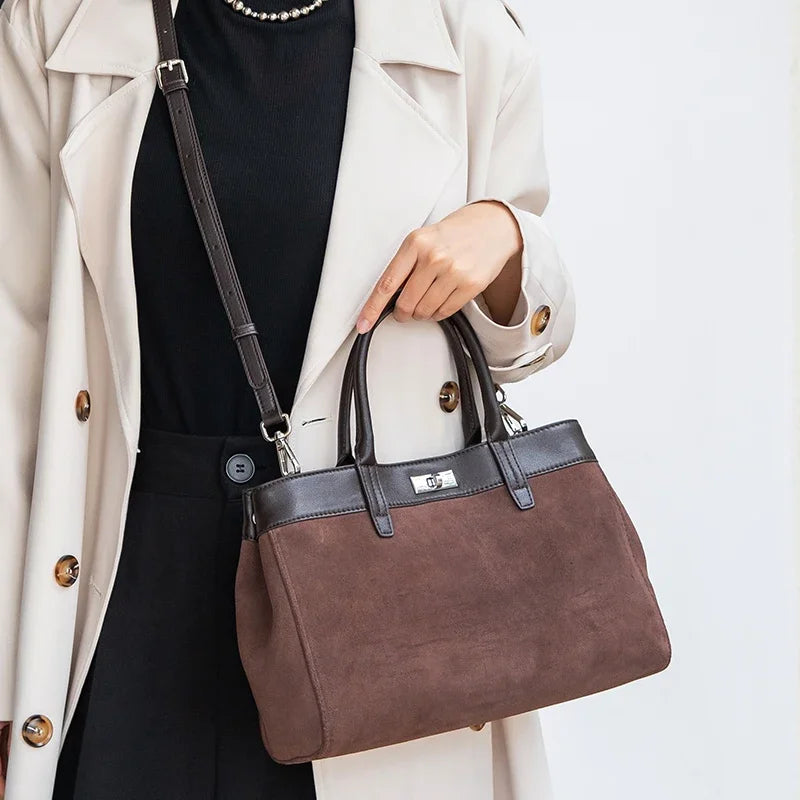 Bolsa Tote de Camurça Clássica