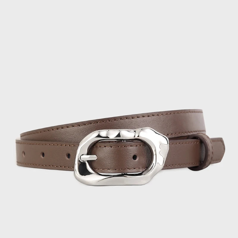 Cinto Feminino de Couro Com Fivela Esculpida