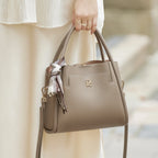 Bolsa Satchel Caramel Silk Scarf em Couro Legitimo