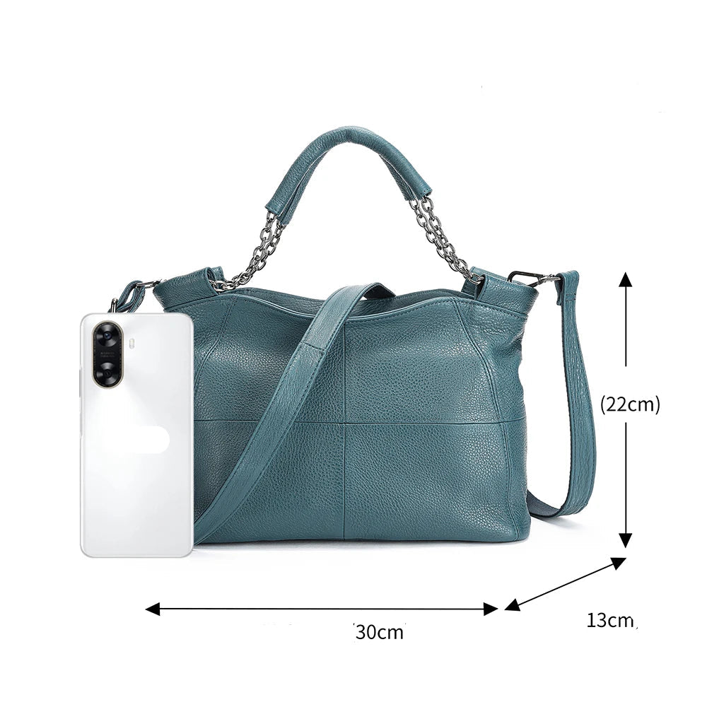 Bolsa de Couro Feminina com Alça em Corrente-Azul