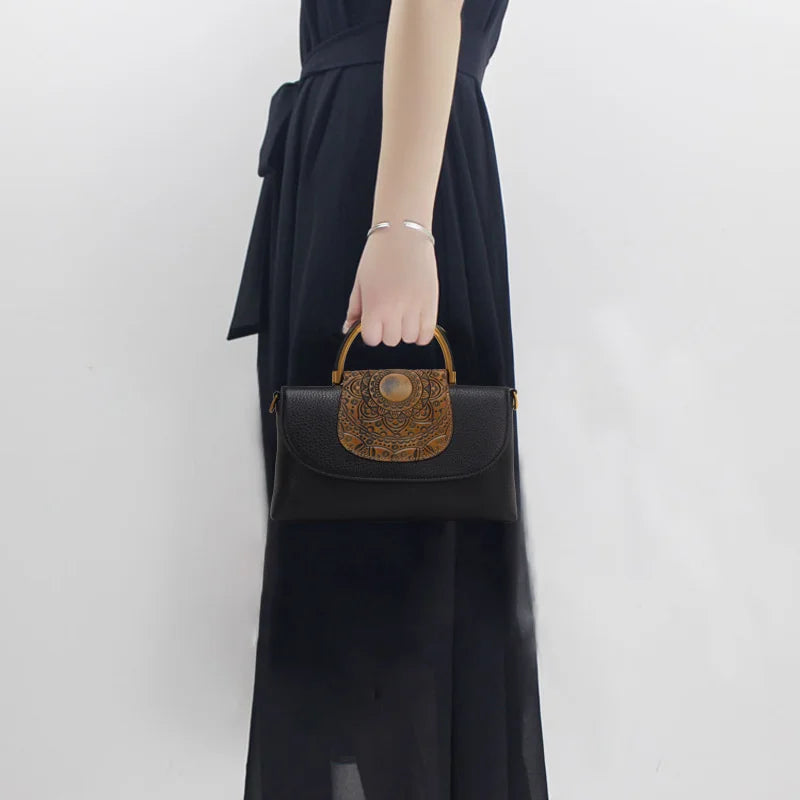 Bolsa de Couro Clutch Com Alça