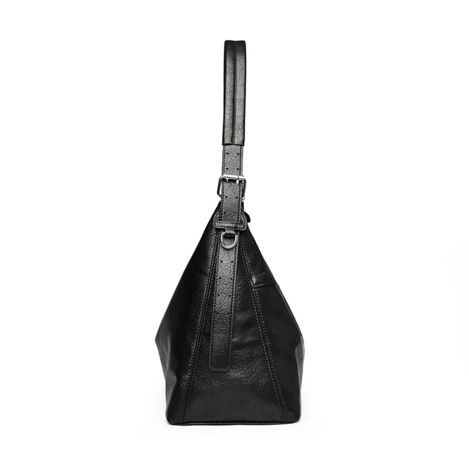 Bolsa Hobo Noir Soft em Couro Tecnológico