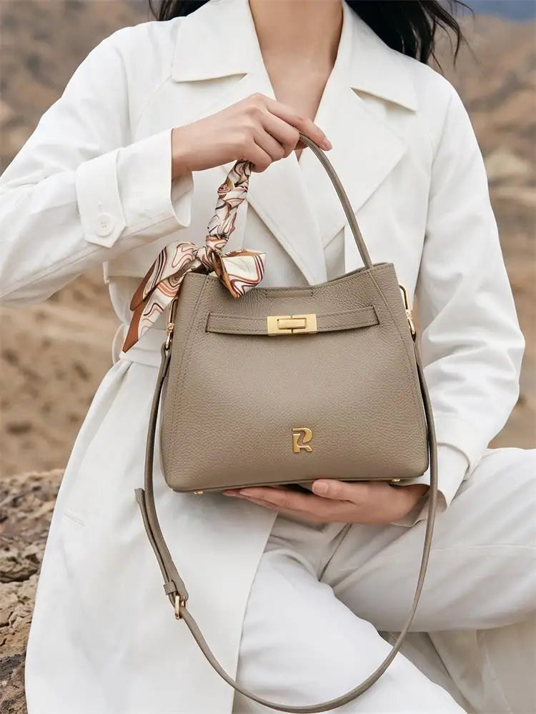 Bolsa Satchel Heritage Khaki com Silk Scarf