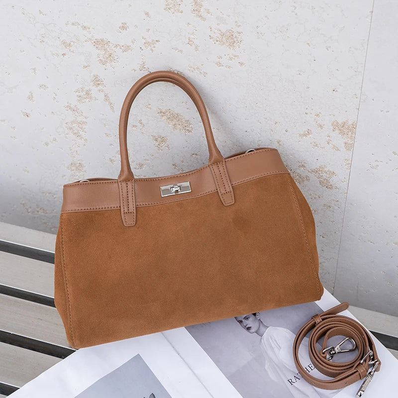 Bolsa Tote de Camurça Clássica